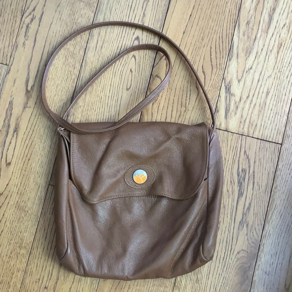Leather crossbody bag